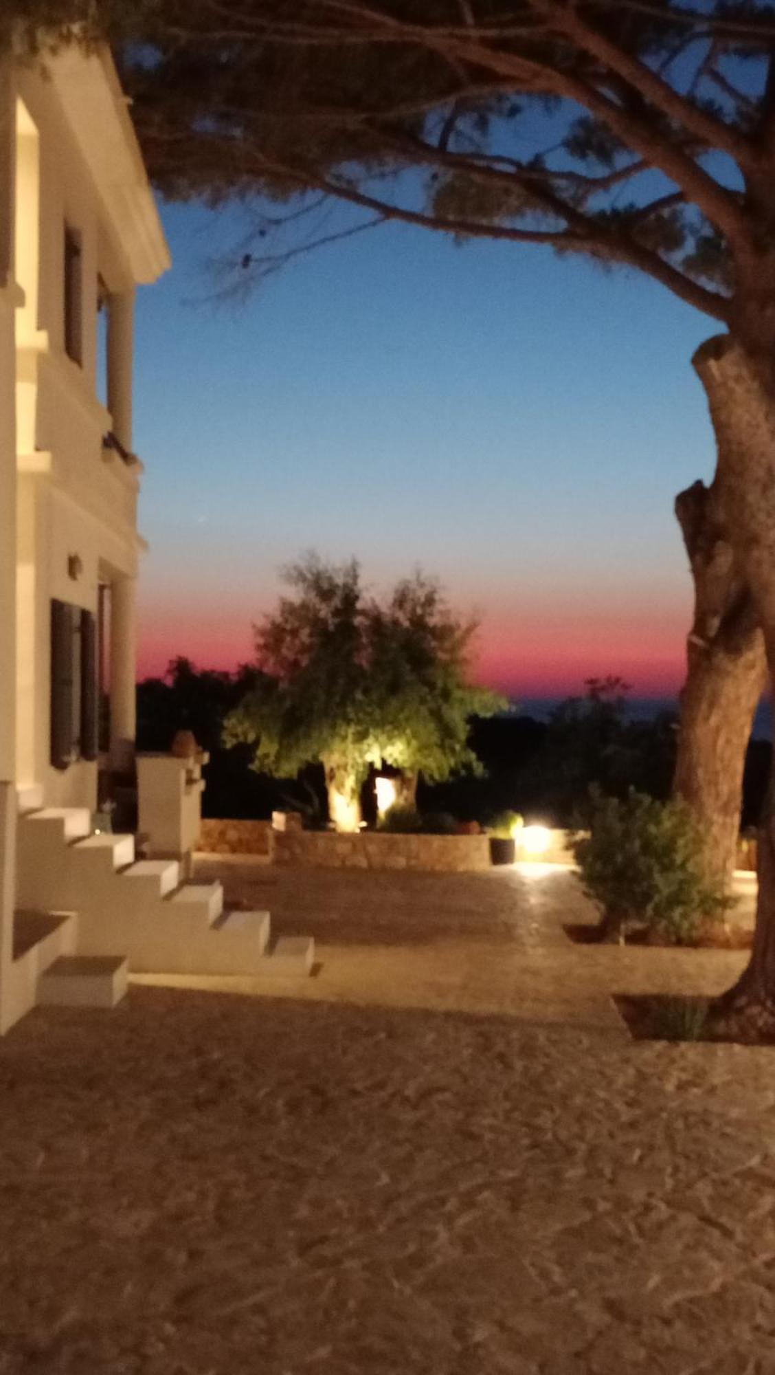 Tzanetos Seaside Villa Kyparissia Exterior photo
